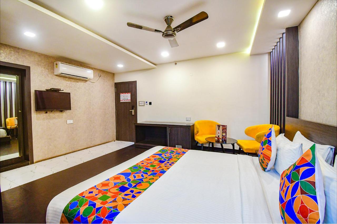 Fabhotel Prime Kzar Corporate - Nr Sealdah Station Kolkata Exterior photo