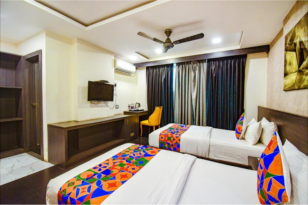 Fabhotel Prime Kzar Corporate - Nr Sealdah Station Kolkata Exterior photo